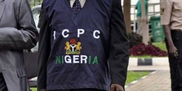 Osun guber: Three arrested for ‘vote buying’ as thugs attack ICPC officials