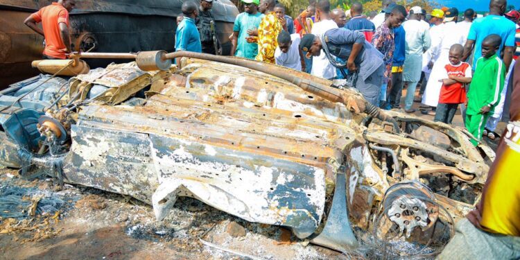 PHOTOS: Yahayo Bello visits scene of petrol tanker explosion 92 PHOTOS: Yahayo Bello visits scene of petrol tanker explosion