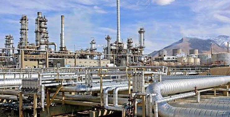 Fuel scarcity: NNPC, Daewoo sign MoU to rehabilitate Kaduna refinery