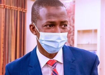 Report: Three governors under investigation over stashed cash, says EFCC 98 Report: Three governors under investigation over stashed cash, says EFCC