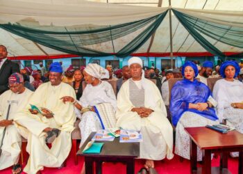 PHOTOS: Saraki and family hold 10th memorial prayers for late father 92 PHOTOS: Saraki and family hold 10th memorial prayers for late father