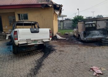 Gunmen attack INEC headquarters in Imo, 3 killed 92 Gunmen attack INEC headquarters in Imo, 3 killed