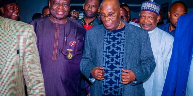 PHOTOS: Atiku returns to Nigeria 92 PHOTOS: Atiku returns to Nigeria