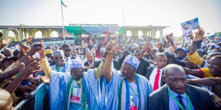 Don’t allow ‘thieving’ PDP back to power, Tinubu tells Jigawa residents 92 Don’t allow ‘thieving’ PDP back to power, Tinubu tells Jigawa residents