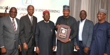 Danbatta receives Platinum Award for NCC’s performance 1 Danbatta receives Platinum Award for NCC’s performance