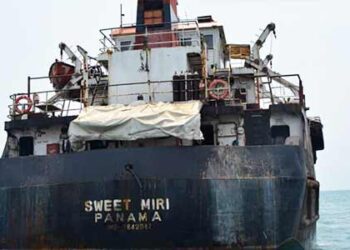 Nigerian Navy apprehends Ghanaian rogue ship carrying 2m litres of crude oil