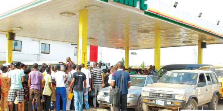 NNPCL cites logistic hiccups as fuel shortages in some states intensify 92 NNPCL cites logistic hiccups as fuel shortages in some states intensify