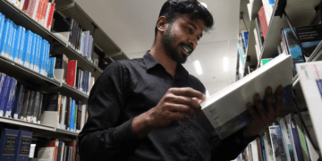 UK election gives hope to first-time immigrant voters 98 UK election gives hope to first-time immigrant voters