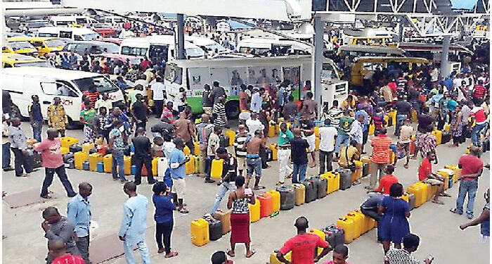Fuel scarcity bites harder, longer queues as more stations shut shop against users 92 Fuel scarcity bites harder, longer queues as more stations shut shop against users