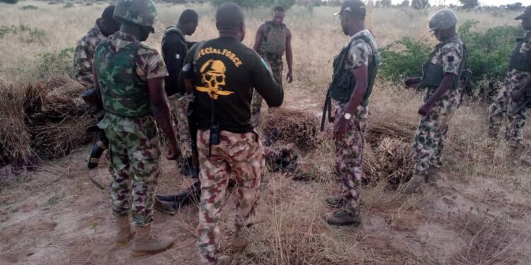 Military eliminate 8 terrosrists, free abductees, recover arms 92 Military eliminate 8 terrosrists, free abductees, recover arms