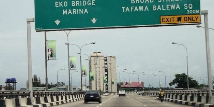FG shuts Eko bridge, ramps for 2-month repairs 92 FG shuts Eko bridge, ramps for 2-month repairs