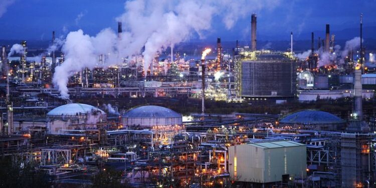 Scotland’s only oil refinery to close next year, 400 jobs to go