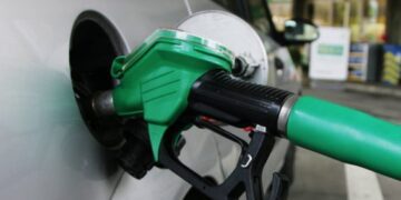 Fuel landing cost reduces to N945.63/litre as Naira gains