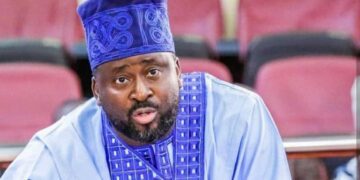 ‘I’m not gay’ – Desmond Elliot refutes rumours