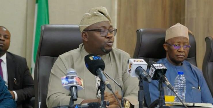 FG moves on electricity tariff regularization for Band B, C customers 92 FG moves on electricity tariff regularization for Band B, C customers