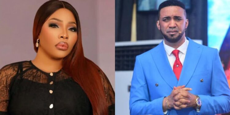 Pastor Chris Okafor issues public apology to actress Doris Ogala on knees
