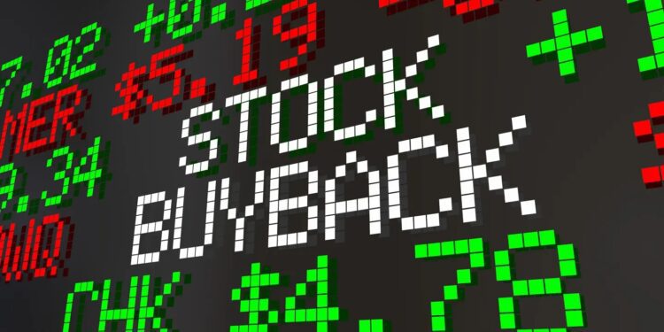 Investment experts see 'buy' opportunity as EM Stocks diverge on AI, Tariffs 92 Investment experts see ‘buy’ opportunity as EM Stocks diverge on AI, Tariffs