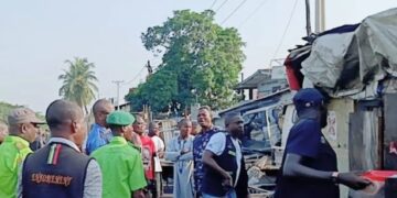Lagos shuts Ladipo spare parts market over environmental violations