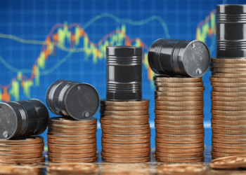 Oil prices dip 1% as U.S. stockpiles rise and Iran talks loom