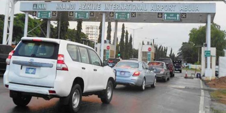 FAAN cashless policy triggers gridlock at Nnamdi Azikiwe Airport 91 FAAN cashless policy triggers gridlock at Nnamdi Azikiwe Airport