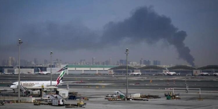Pilots face rising dangers in middle east skies as war disrupts air travel