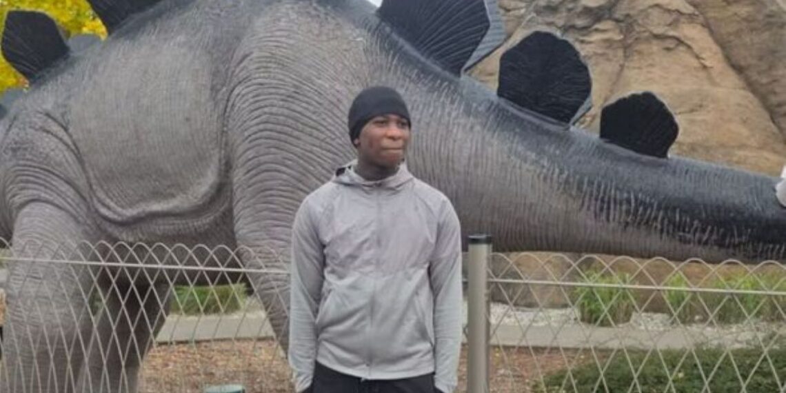 Three teenagers arrested after 14-year-old boy shot dead in London street