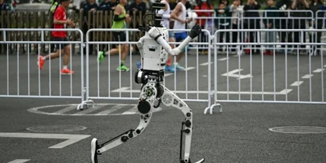 Humanoid robots surge ahead in Beijing half-marathon, showcasing rapid tech leap