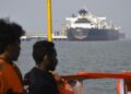 US warns shippers over Iran transit fees in unabating Strait of Hormuz tensions
