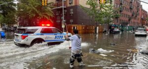 Flash floods slam New York City, drivers climb onto cars as storms trigger chaos 96 new york 2