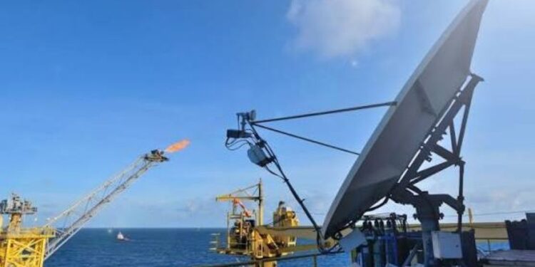 FG denies plans to impose new taxes on fuel, telecom services 95 FG denies plans to impose new taxes on fuel, telecom services