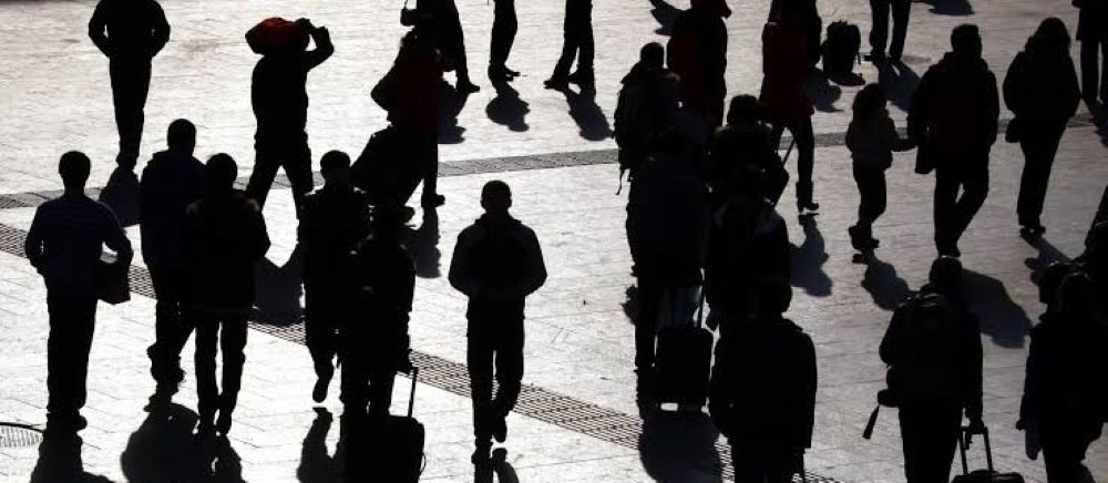 UK warns young travellers over rising drug smuggling recruitment by organized crime groups