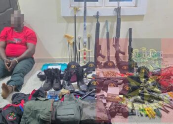 Troops uncover alleged arms supply ring, arrest two NSCDC officers, correctional officer in South-East crackdown 97 Troops uncover alleged arms supply ring, arrest two NSCDC officers, correctional officer in South-East crackdown