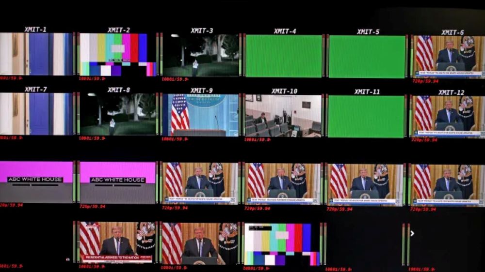Trump criticizes U.S TV networks over decision not to air primetime address, threatens to revoke licenses