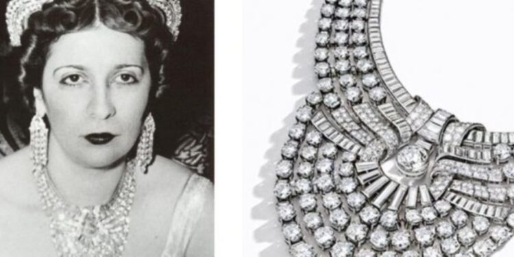 673-diamond necklace once worn by Egyptian queen stolen from Vienna museum 97 673-diamond necklace once worn by Egyptian queen stolen from Vienna museum