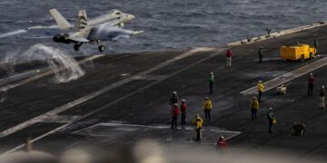 Nearly nine months at sea: Concerns grow over strain on U.S aircraft carrier crew 23 Nearly nine months at sea: Concerns grow over strain on U.S aircraft carrier crew