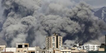 U.S.-Iran hostilities escalate as Tehran retaliates across Gulf region