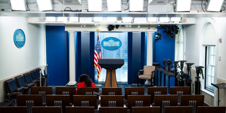 Major television networks suspend White House pool coverage following CNN ban 97 Major television networks suspend White House pool coverage following CNN ban