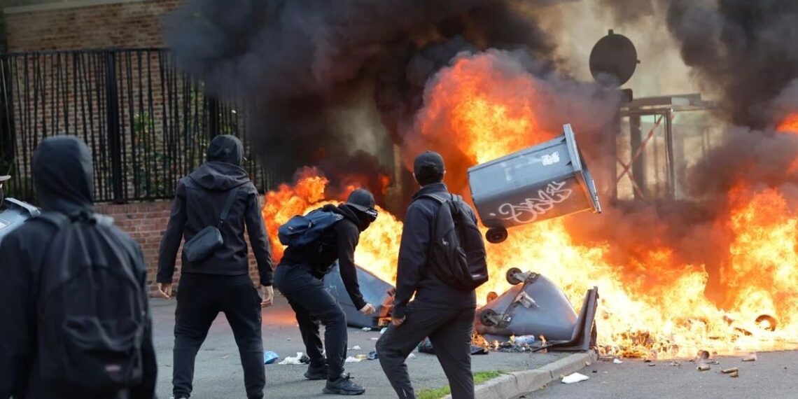 French student protests escalate as 400 schools remain closed