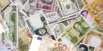 Dollar index slips 0.1% as euro stabilizes, pound and yen gain on global market shifts