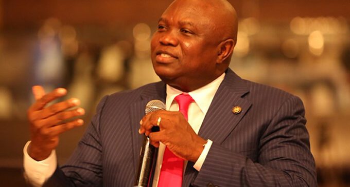 Shin Ambode ya koma jam’iyyar Labour? 92 Shin Ambode ya koma jam’iyyar Labour?