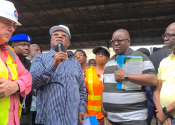 Umahi: FG to concession, toll federal highways