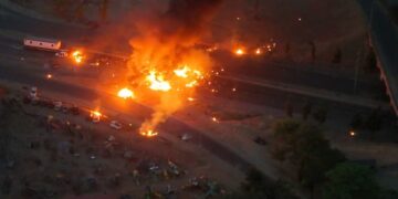 Six killed, several Injured in fiery multi-vehicle crash near Abuja