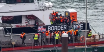 BORDER REFORMS: UK flexes visa muscle over migrant returns 1 BORDER REFORMS: UK flexes visa muscle over migrant returns