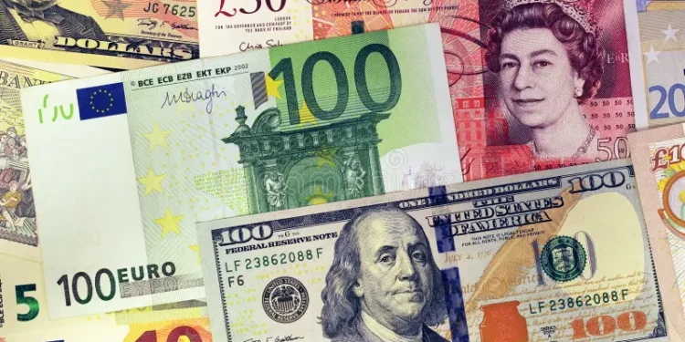 Dollar dips, Euro, Pound Sterling shine as global markets shift