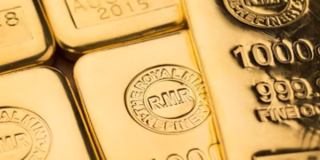 Gold speeds past $5,100 in historic safe-haven stampede