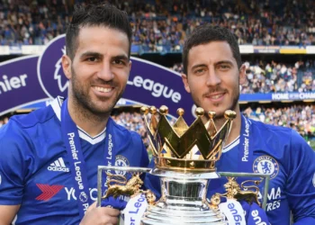 Hazard backs Fabregas for Chelsea managerial return