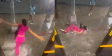 Flash floods slam New York City, drivers climb onto cars as storms trigger chaos 23 Flash floods slam New York City, drivers climb onto cars as storms trigger chaos
